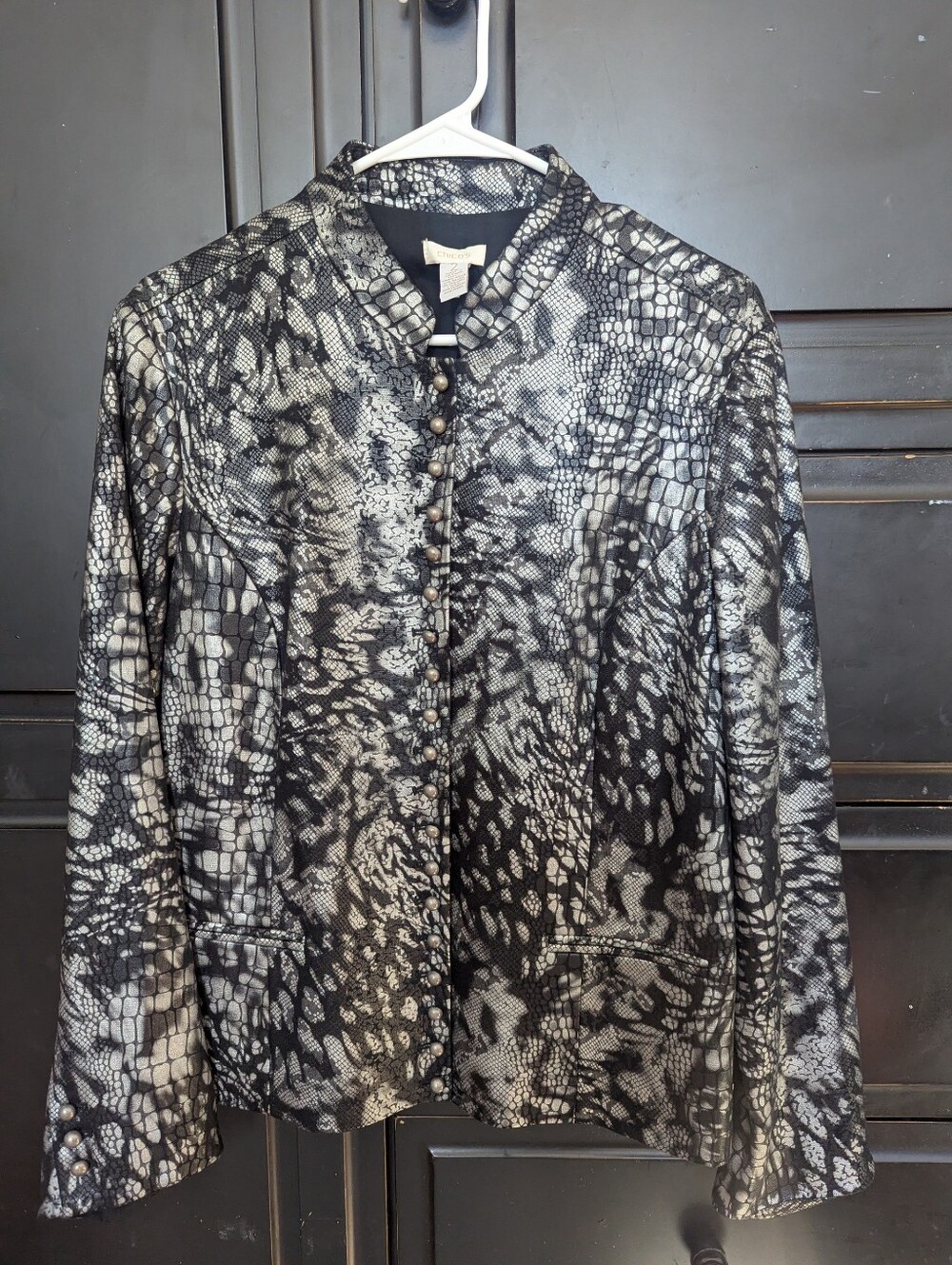 Chico's black and silver metallic snake-print button-front jacket Sz 2